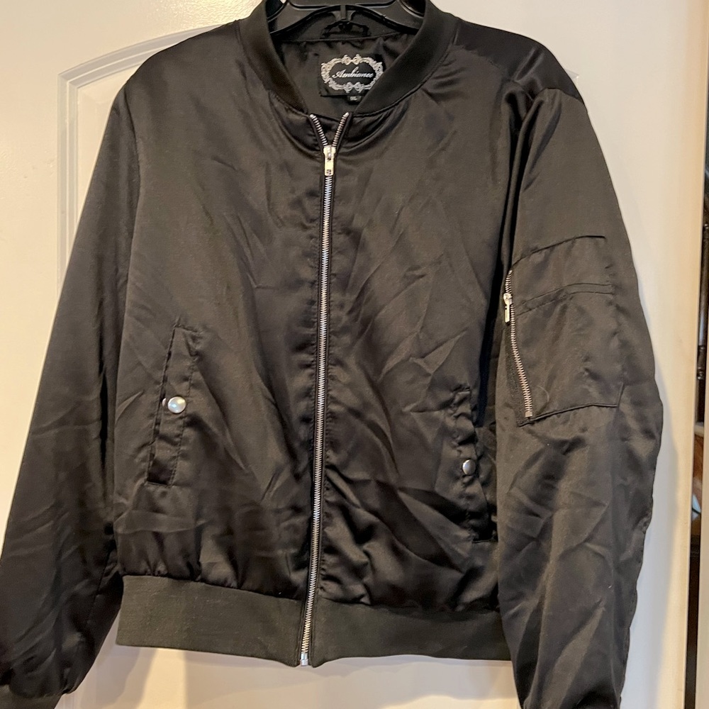 Comfy, lightweight jacket 1xl, in guc